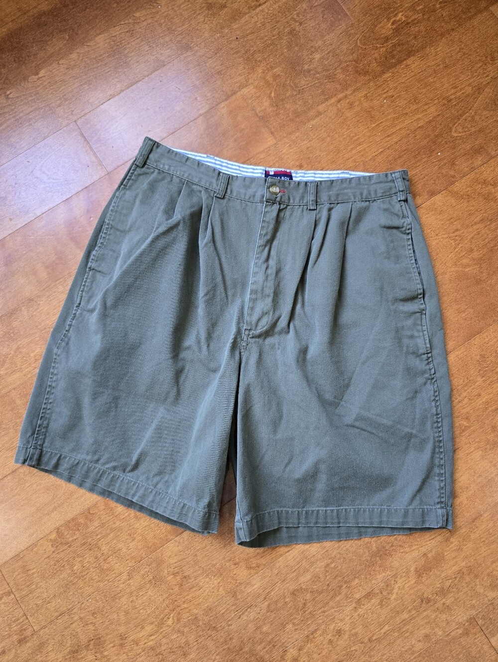 Bugle Boy green 100% cotton vintage shorts size 34